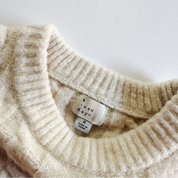 A New Day Target Cable Knit Cropped Soft Sweater - Picture 7 of 9